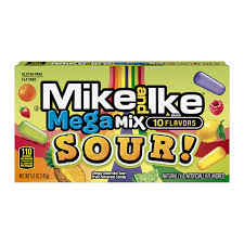 Maak kennis met Mike & Ike Sour Mega Mix Theatre. Of je nu fan bent van zure kersen, groene appel, druif of citroen, deze extreem zure theaterbox heeft voor ieder wat wils.